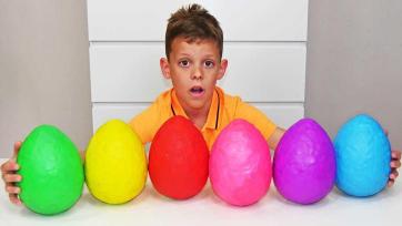 Colorful Giant Eggs Surprise: What’s Inside?